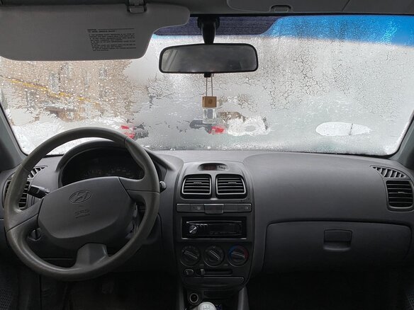 2005 Hyundai Accent ТагАЗ II, серебристый, 330000 рублей - вид 2
