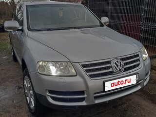2006 Volkswagen Touareg I, серебристый, 950000 рублей, вид 3