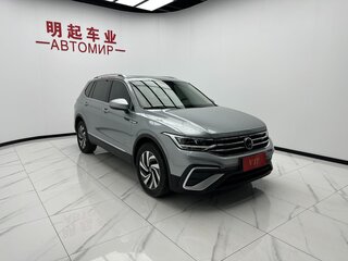 2022 Volkswagen Tiguan L II Рестайлинг (China Market), серебристый, 1850000 рублей, вид 2