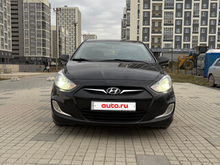 2013 Hyundai Solaris I, чёрный, 890000 рублей, вид 1