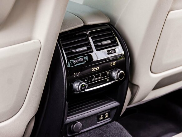 2020 BMW 6 серии Gran Turismo 630d xDrive IV (G32) Рестайлинг, чёрный, 5879900 рублей - вид 23