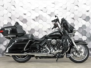 2014 Harley-Davidson Electra Glide, чёрный, 1289000 рублей, вид 3