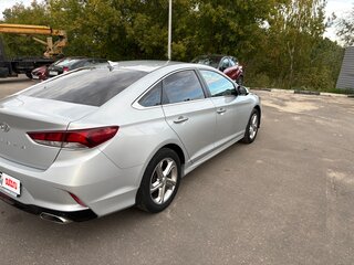 2018 Hyundai Sonata VII (LF) Рестайлинг, серебристый, 1900000 рублей, вид 5
