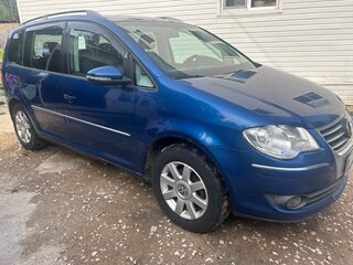 2010 Volkswagen Touran I Рестайлинг, синий, 850000 рублей, вид 3