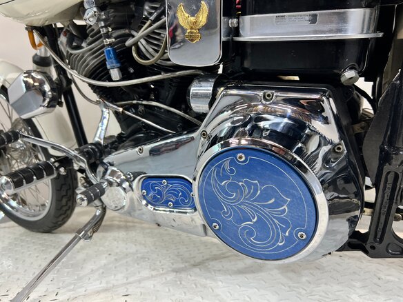 1980 Harley-Davidson Dyna Wide Glide, белый, 1500000 рублей - вид 24