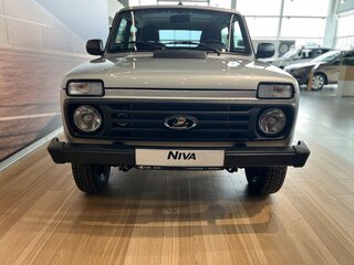2026 Lada (ВАЗ) Niva Legend I Рестайлинг, серебристый, 1219000 рублей, вид 3