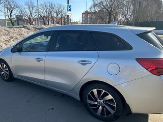 2017 Kia Ceed II Рестайлинг, серебристый, 1480000 рублей, вид 5