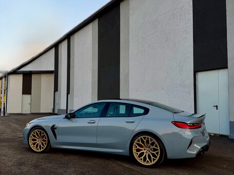 2022 BMW M8 Gran Coupe Competition I (F91/F92/F93) Рестайлинг, серый, 10700000 рублей, вид 5