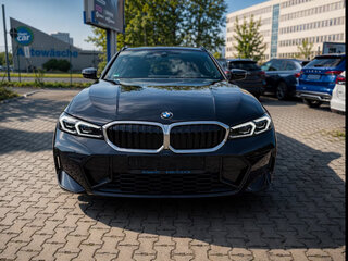 2023 BMW 3 серии 318i VII (G2x) Рестайлинг, чёрный, 4110817 рублей, вид 4