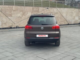 2015 Volkswagen Tiguan I Рестайлинг, коричневый, 1790000 рублей, вид 5