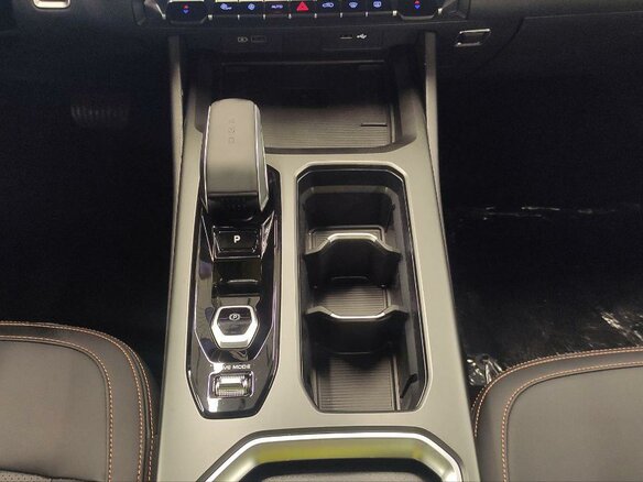 2026 Geely Okavango I Рестайлинг, серый, 4085990 рублей - вид 15