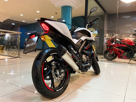 2026 QJMotor SRK 125 S, белый, 300000 рублей, вид 5