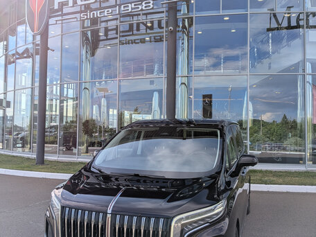 Hongqi HQ9