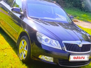 2013 Skoda Octavia II (A5) Рестайлинг, чёрный, 1380000 рублей, вид 1