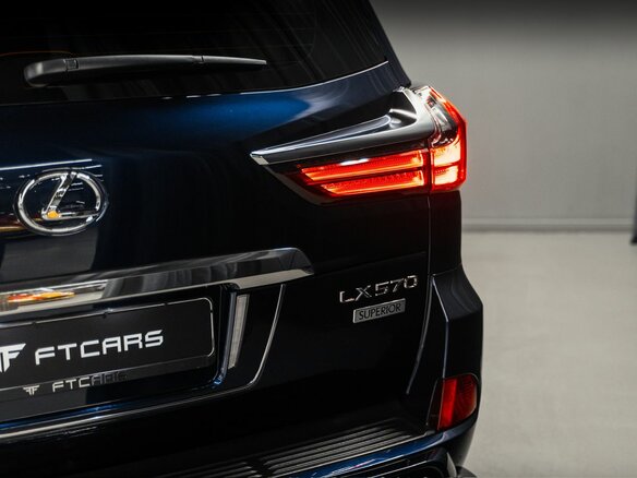 2018 Lexus LX 570 III Рестайлинг 2, синий, 9994000 рублей - вид 15