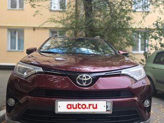 2017 Toyota RAV4 IV (XA40) Рестайлинг, красный, 2370000 рублей, вид 2