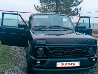 2020 Lada (ВАЗ) 2121 (4x4) Urban I Рестайлинг (2020), чёрный, 780000 рублей, вид 3