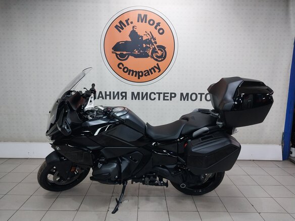 2025 BMW R 1300 RT, чёрный, 2949000 рублей - вид 1