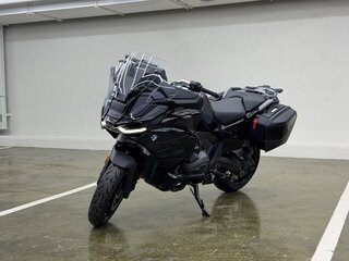 2025 BMW R 1300 RT, чёрный, 2950000 рублей, вид 1