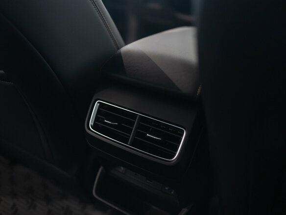2026 Geely Preface I, чёрный, 3434990 рублей - вид 14