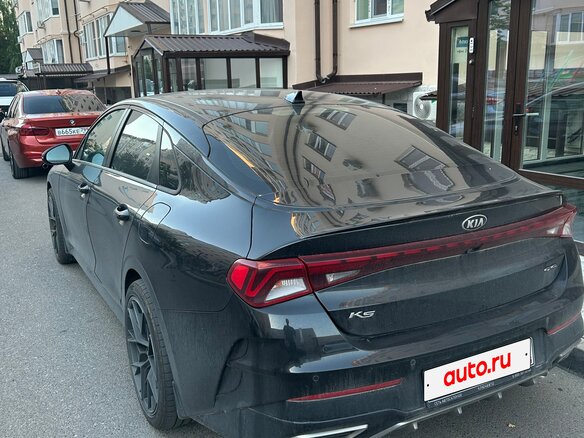 2021 Kia K5 III, чёрный, 2750000 рублей - вид 5