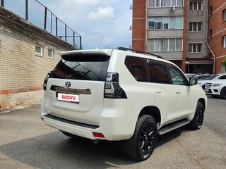 2021 Toyota Land Cruiser Prado 150 Series Рестайлинг 3, белый, 6500000 рублей, вид 3