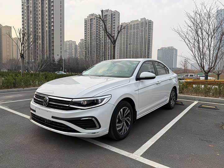 Открыть фотографии: Volkswagen Bora IV (China Market) Рестайлинг
