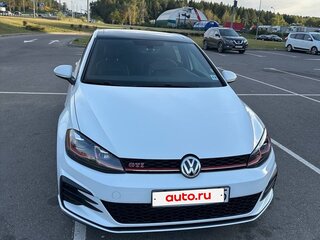 2020 Volkswagen Golf GTI VII Рестайлинг, белый, 2500000 рублей, вид 3