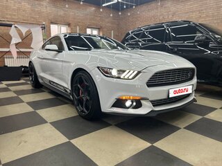 2016 Ford Mustang VI, белый, 2700000 рублей, вид 1