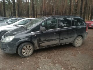 2011 Opel Zafira B Рестайлинг, чёрный, 450000 рублей, вид 3