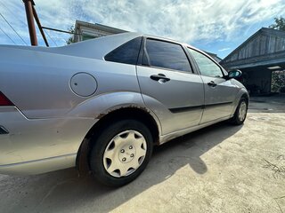 2003 Ford Focus I Рестайлинг, серебристый, 220000 рублей, вид 3