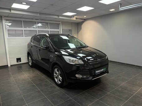 2015 Ford Kuga II, чёрный, 1297000 рублей, вид 3