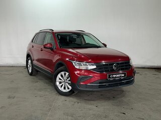 2021 Volkswagen Tiguan II Рестайлинг, красный, 2299000 рублей, вид 3