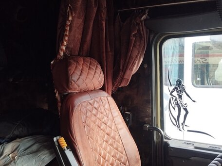 1991 Scania 3-Series, зелёный, 800000 рублей, вид 4