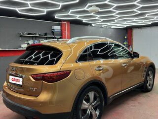 2010 Infiniti FX37 II (S51), золотистый, 1600000 рублей, вид 4