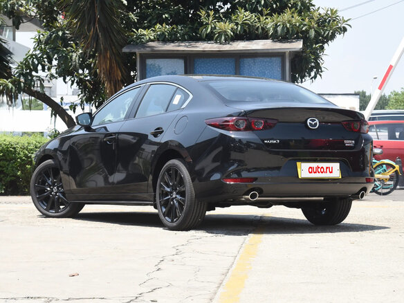 2025 Mazda 3 Axela IV (BP), чёрный, 2315000 рублей - вид 5
