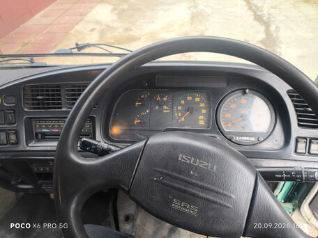 1997 Isuzu Автобетоносмеситель, зелёный, 3200000 рублей, вид 5