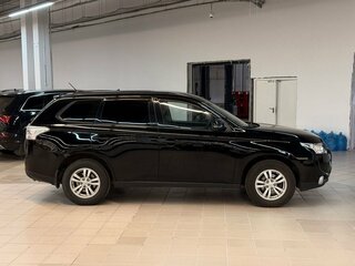 2013 Mitsubishi Outlander III, чёрный, 1149000 рублей, вид 4