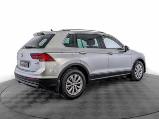 2017 Volkswagen Tiguan II, серебристый, 1990000 рублей, вид 5