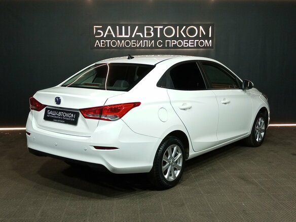 2023 Changan Alsvin, белый, 1070000 рублей - вид 3