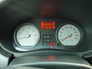 2010 Renault Logan I Рестайлинг, бежевый, 400000 рублей, вид 5