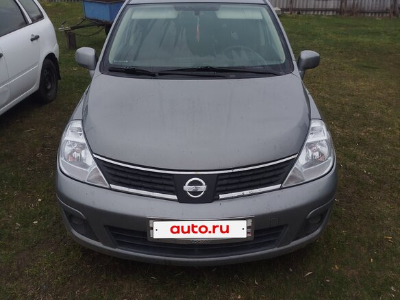 2011 Nissan Tiida I Рестайлинг, серый - вид 1