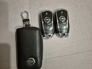 2018 Opel Insignia II, синий, 1650000 рублей, вид 3