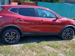 2018 Nissan Qashqai II, красный, 1800000 рублей, вид 4