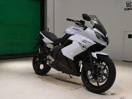 2010 Kawasaki ER-6F (Ninja 650R), белый, 449000 рублей, вид 3