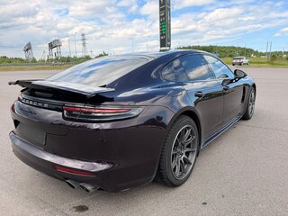 2017 Porsche Panamera Turbo II, коричневый, 5900000 рублей, вид 4