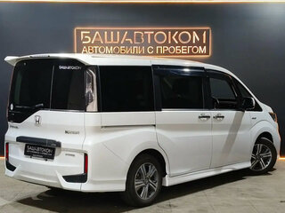 2018 Honda Stepwgn Spada V Рестайлинг, белый, 2240000 рублей, вид 5