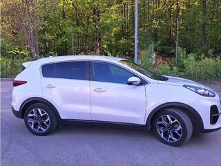 2019 Kia Sportage IV Рестайлинг, белый, 2350000 рублей, вид 3