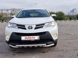 2013 Toyota RAV4 IV (XA40), белый, 2650000 рублей, вид 1
