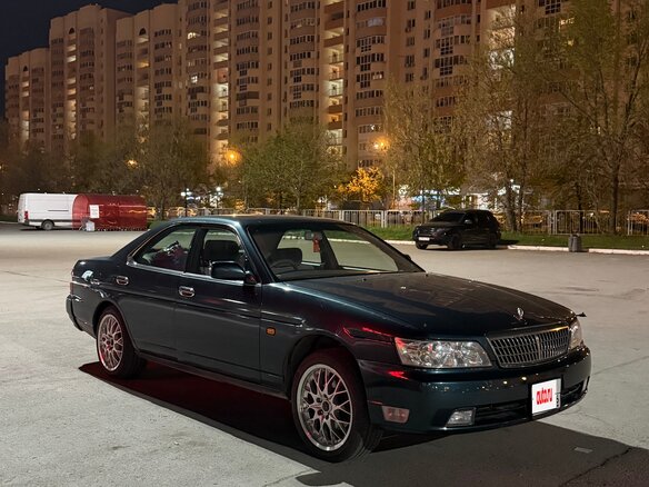 2000 Nissan Laurel VIII (C35), синий, 750000 рублей - вид 3